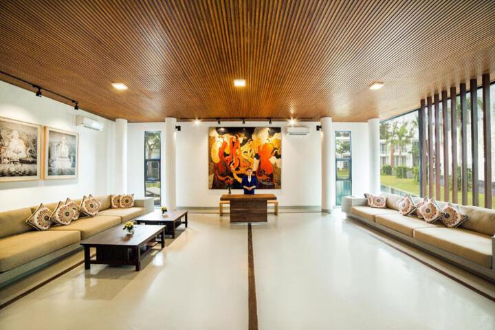 Exterior of Saint Simeon Beach Residence