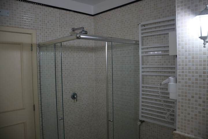 Room 71 of 127