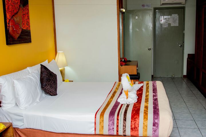 Room 20 of 98