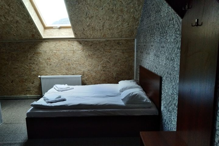 Room 11 of 61