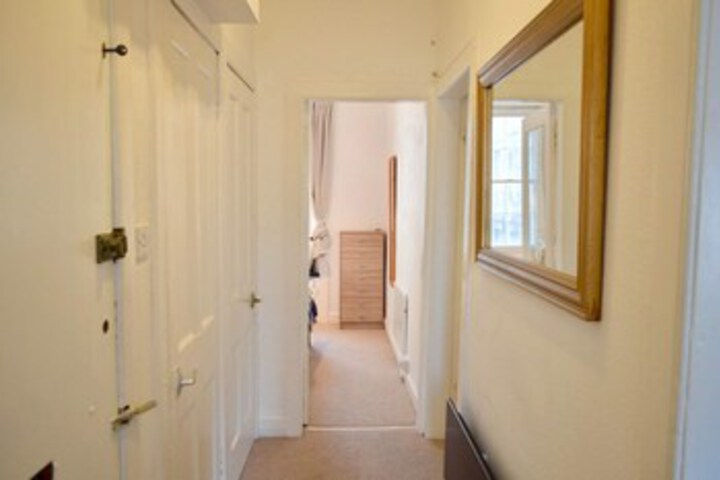 Room 2 of 44