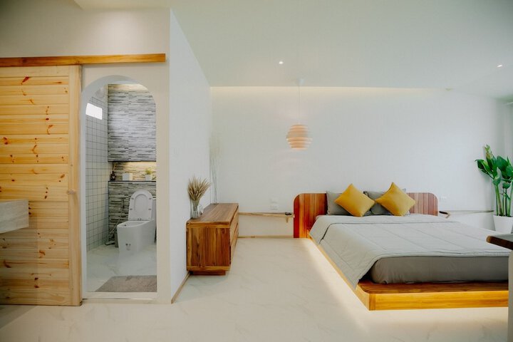Room 7 of 39