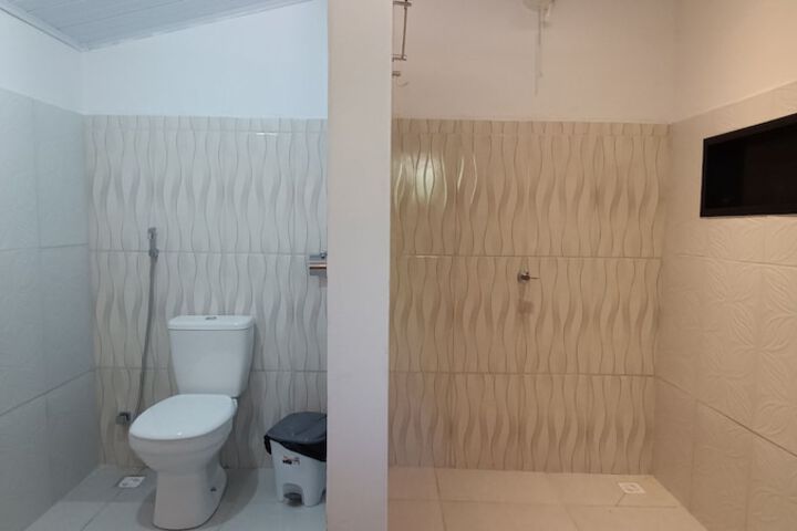 Room 93 of 129