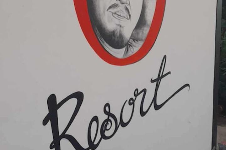 Hotel 11 of 11