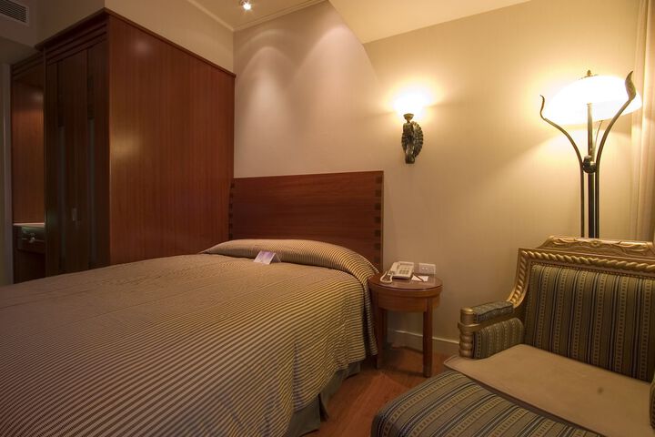 Room 12 of 55