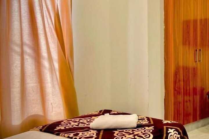 Room 8 of 26