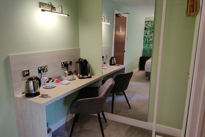 Room 29 of 81