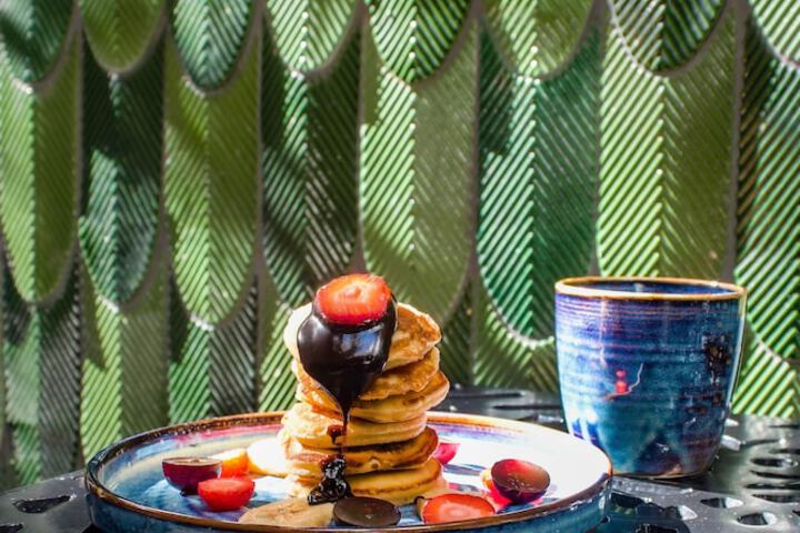 Breakfast/Coffee Service 38 of 54