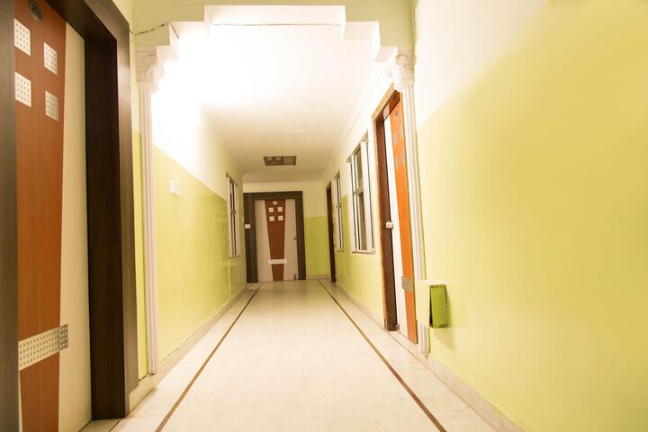 OYO 1049 Nirman Nagar