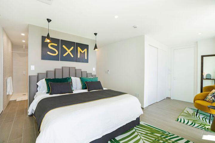 Room 49 of 1000