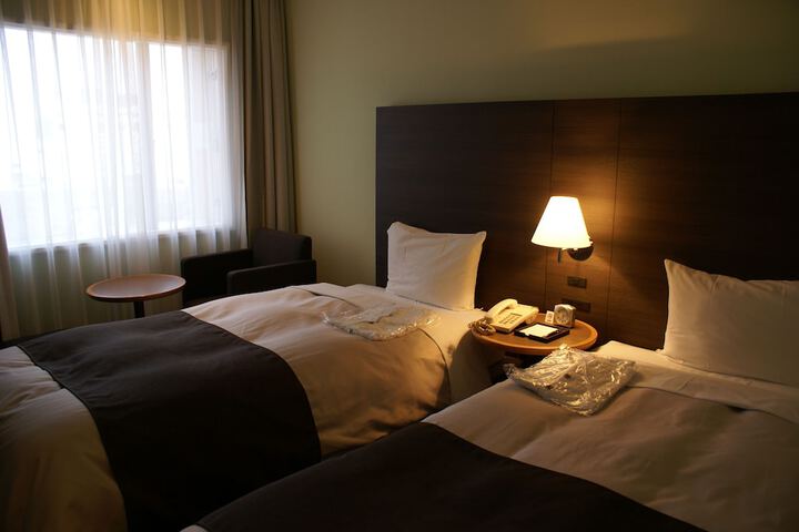 Room 9 of 75