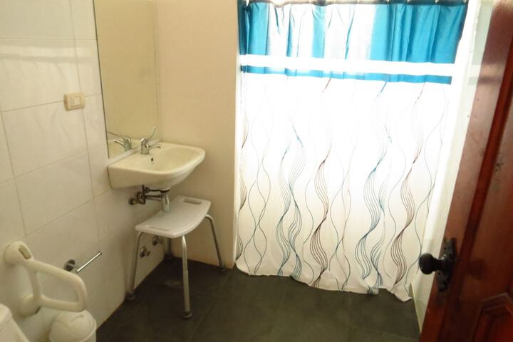Room 20 of 28