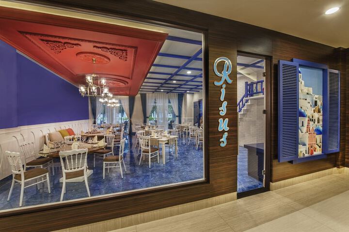 Dining 77 of 138