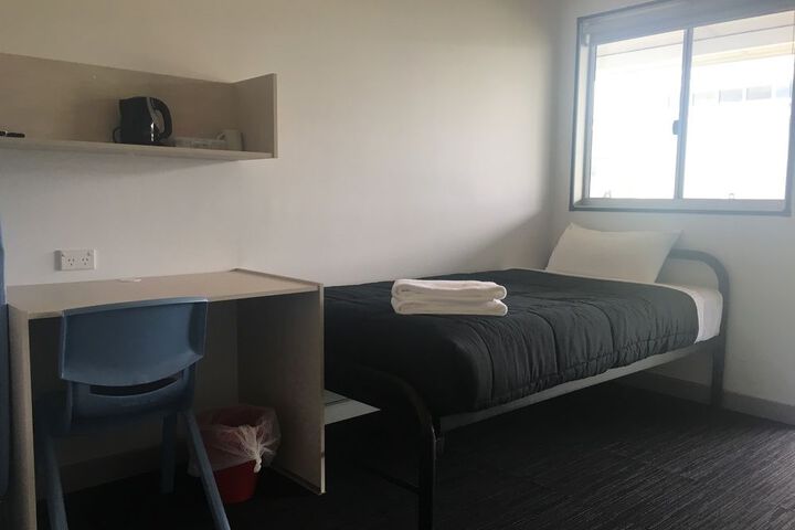Room 3 of 12