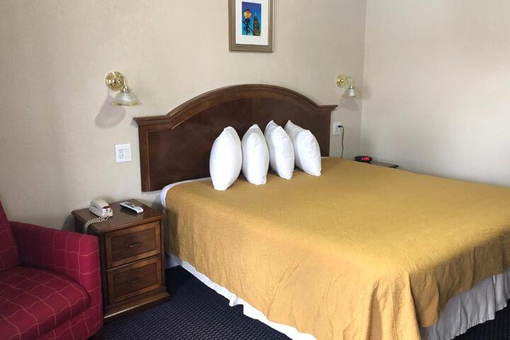 2 Double Beds (2 of 8)