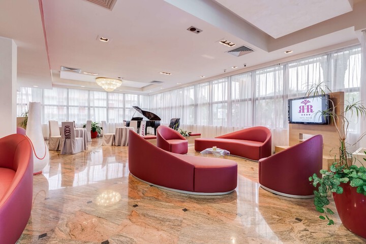 Hotel Interior 6 of 70