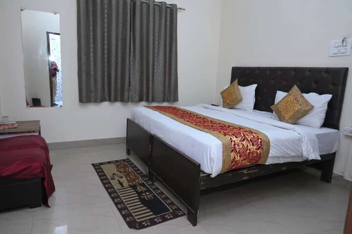 Room 21 of 39