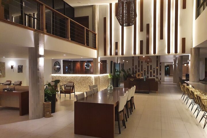 Hotel Interior 8 of 37