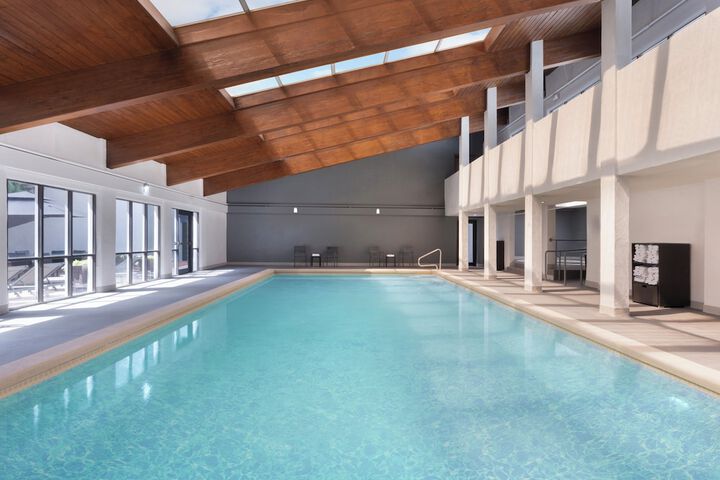 Pool 54 of 71