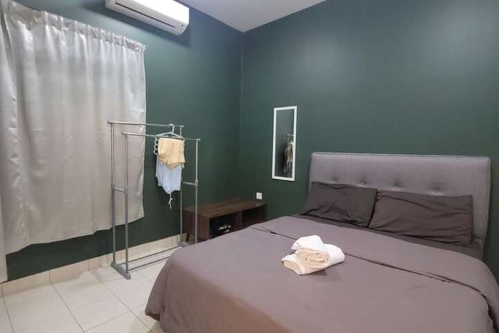 Room 11 of 41