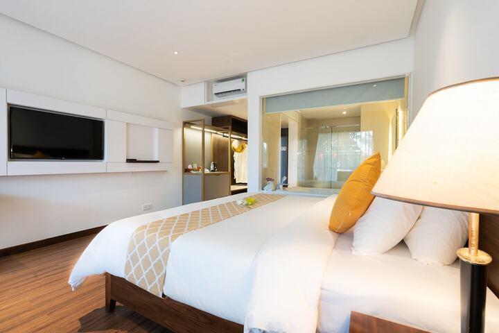 Room 15 of 149