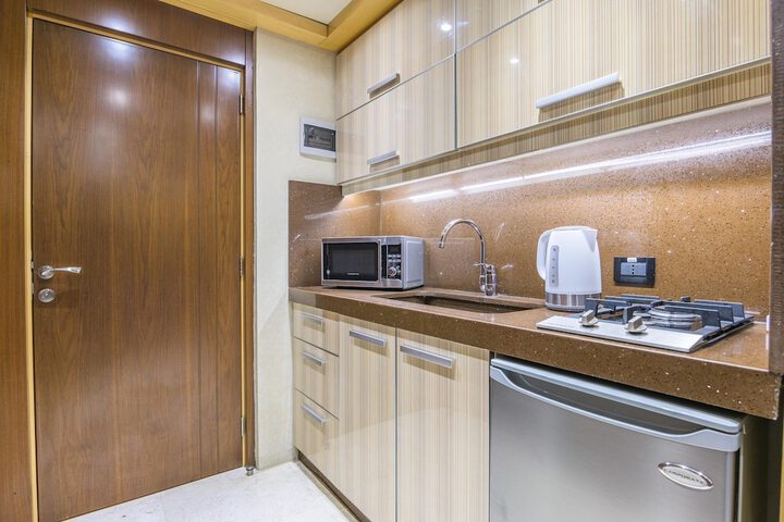 Private kitchenette
