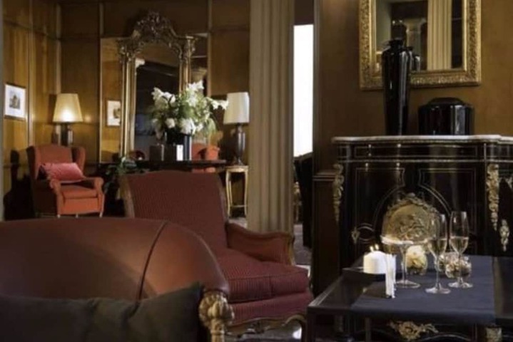 Hotel Lobby