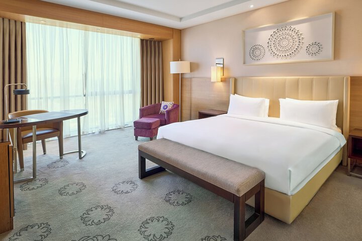 Room 4 of 85