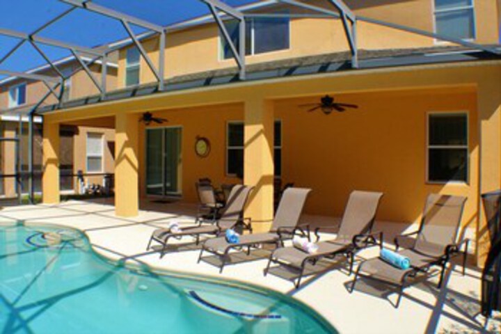 Pool 25 of 43