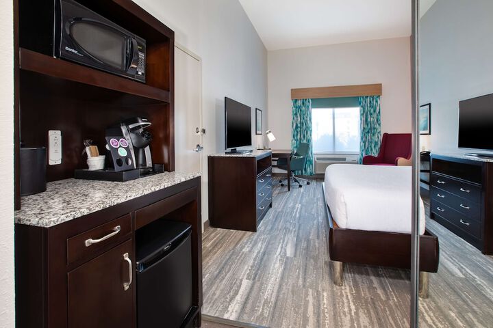 1 King Bed with Chair (5 of 6)