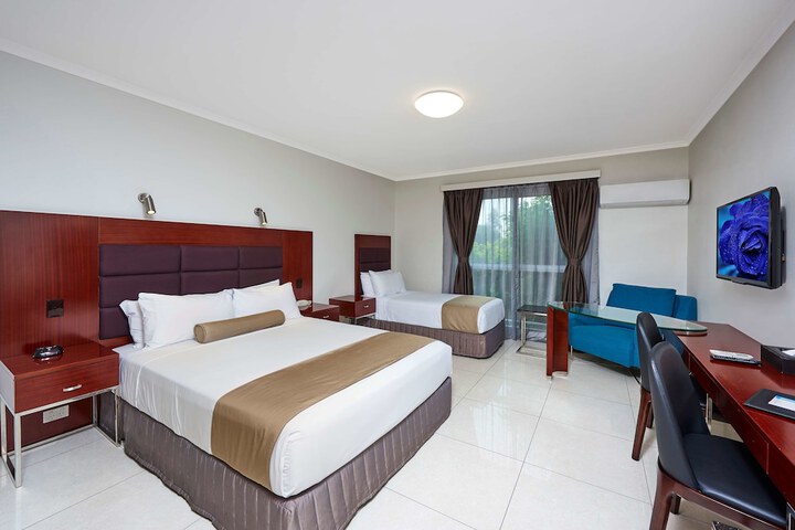 Room 8 of 36