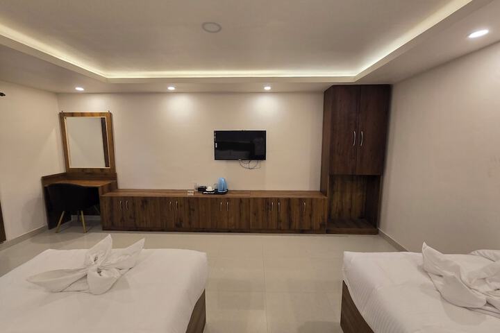 Room 3 of 19