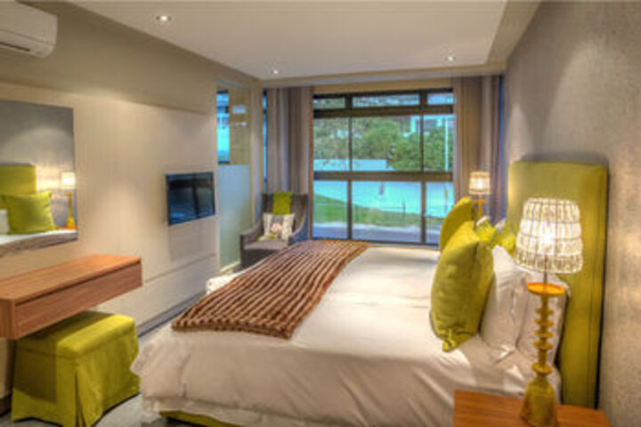 Room 21 of 74