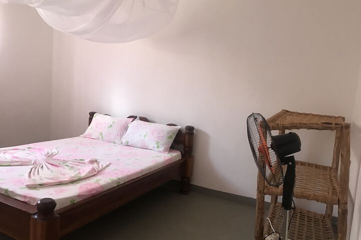 Room 7 of 38