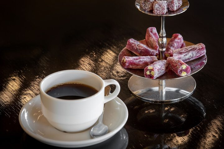 Breakfast/Coffee Service 99 of 142