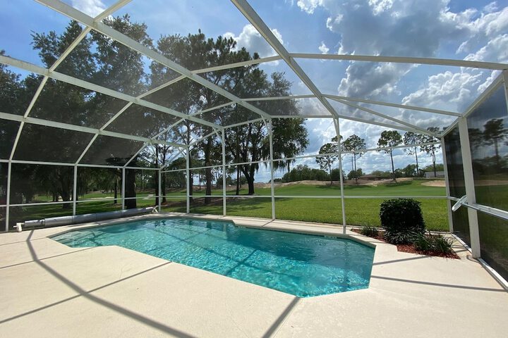 Pool 20 of 33