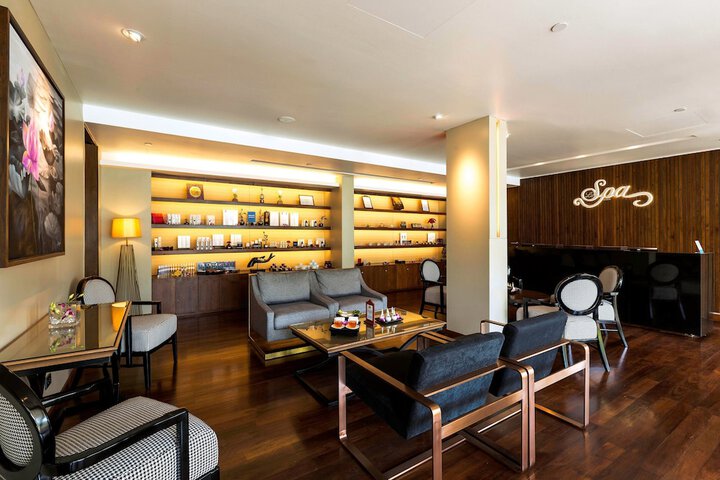 Hotel Interior 104 of 297