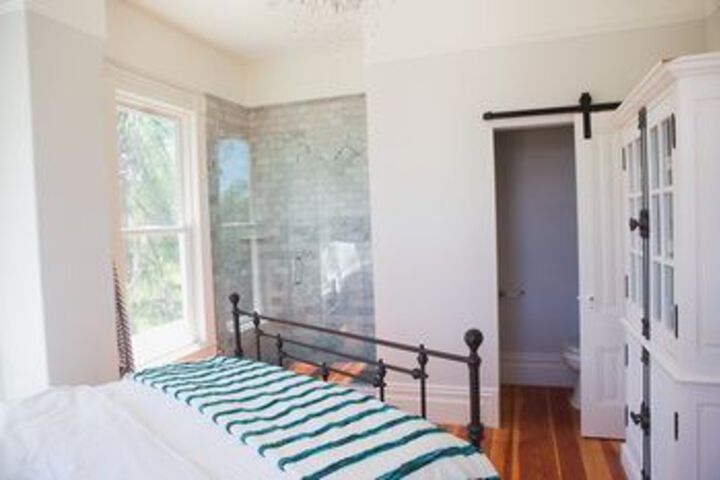 Room 15 of 30