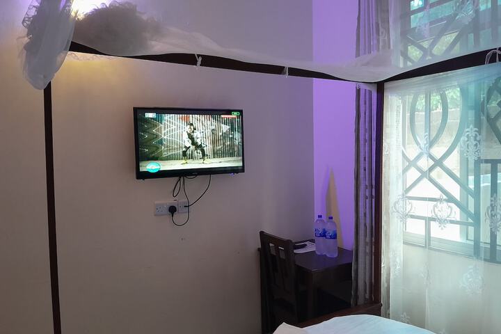 Room 19 of 24