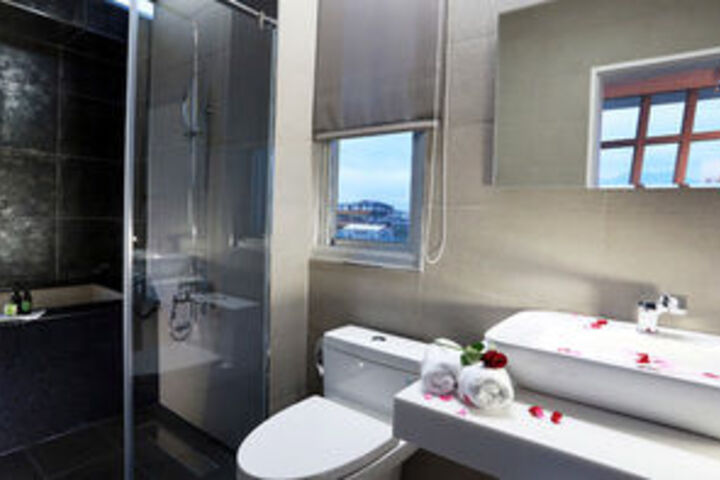 Room 4 of 45