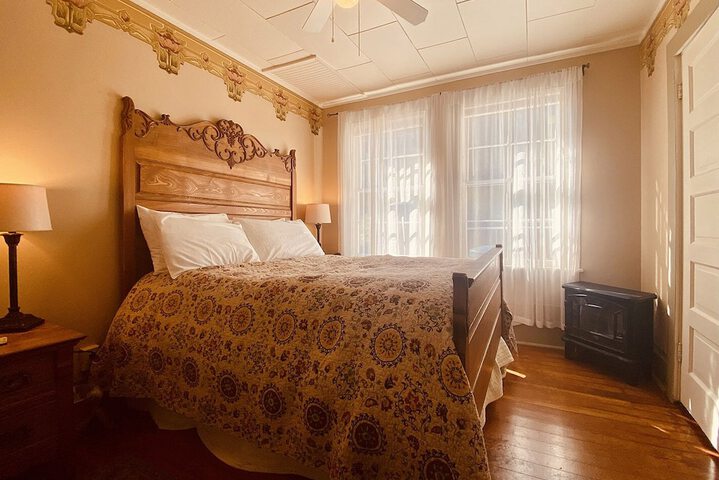 Room 43 of 113