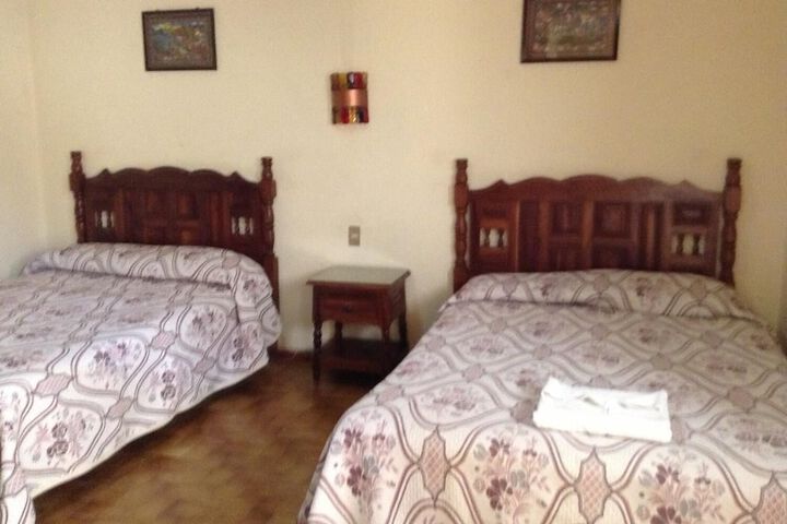 Room 4 of 42