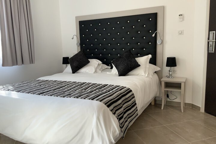 Room 7 of 29