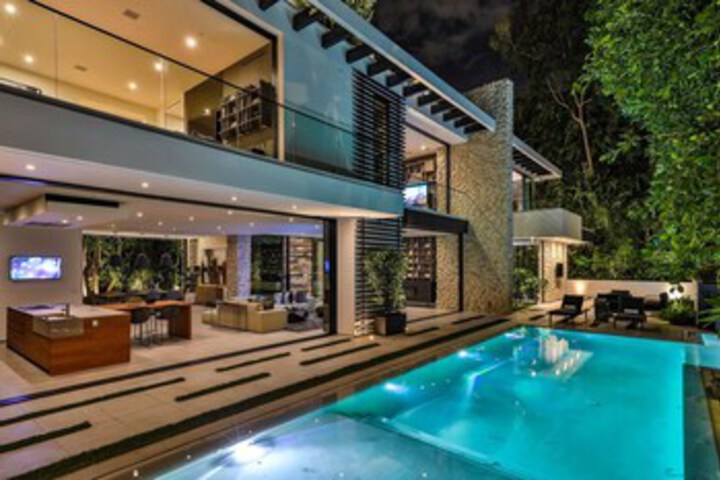 Pool 24 of 41