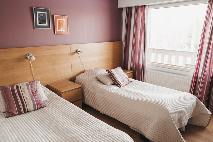 Room 6 of 36
