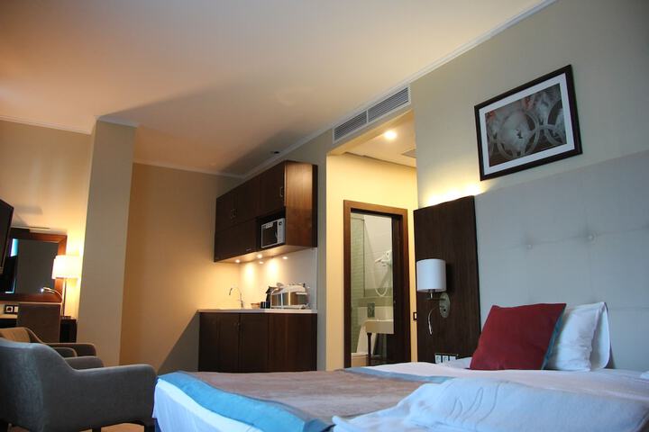 Room 49 of 81