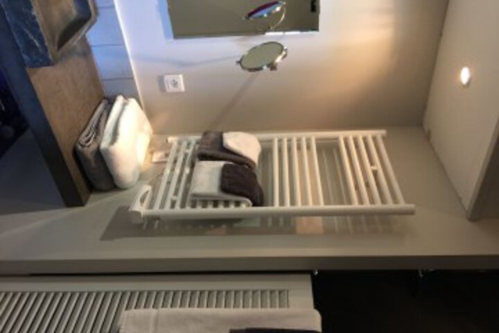 Room 19 of 35