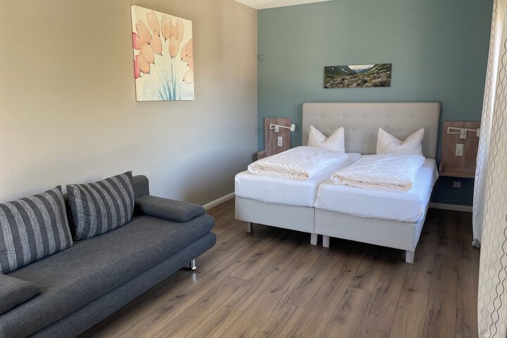 Room 18 of 35