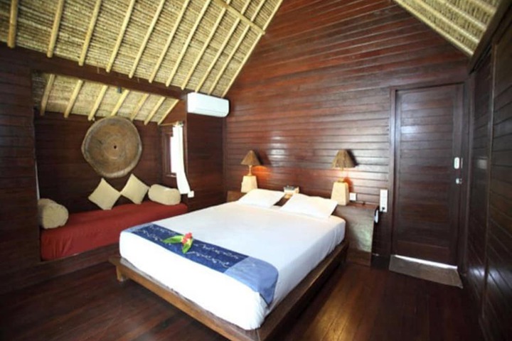 Room 4 of 56
