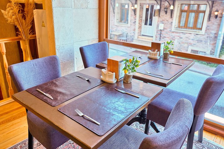Dining 189 of 198